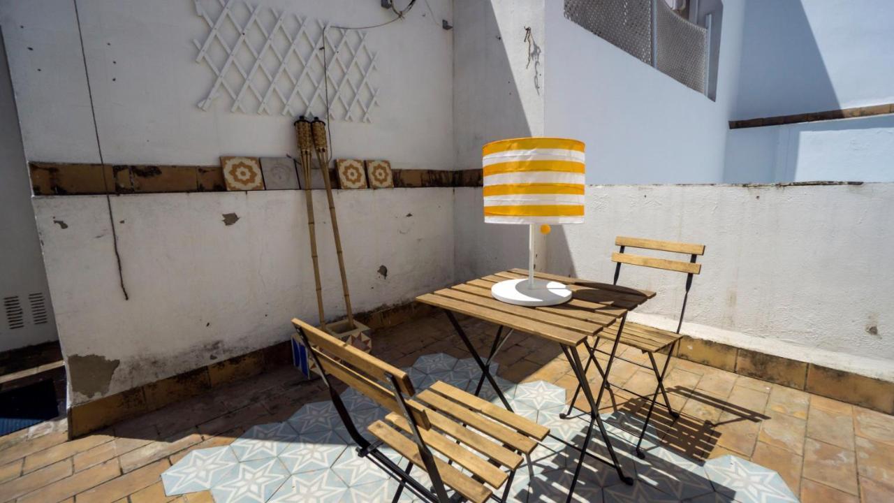 Rentalsevilla Feria Duplex Con Terraza エクステリア 写真